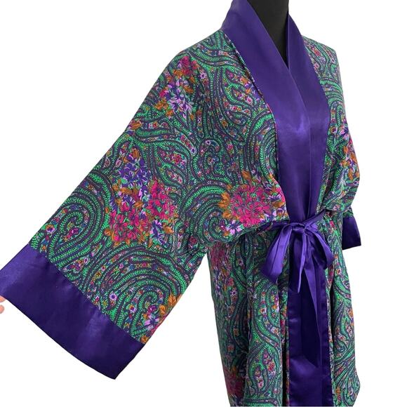 Victorias Secret Gold Label Satin Dressing Robe Purple Paisley Bathrobe Cover Up - Picture 4 of 10